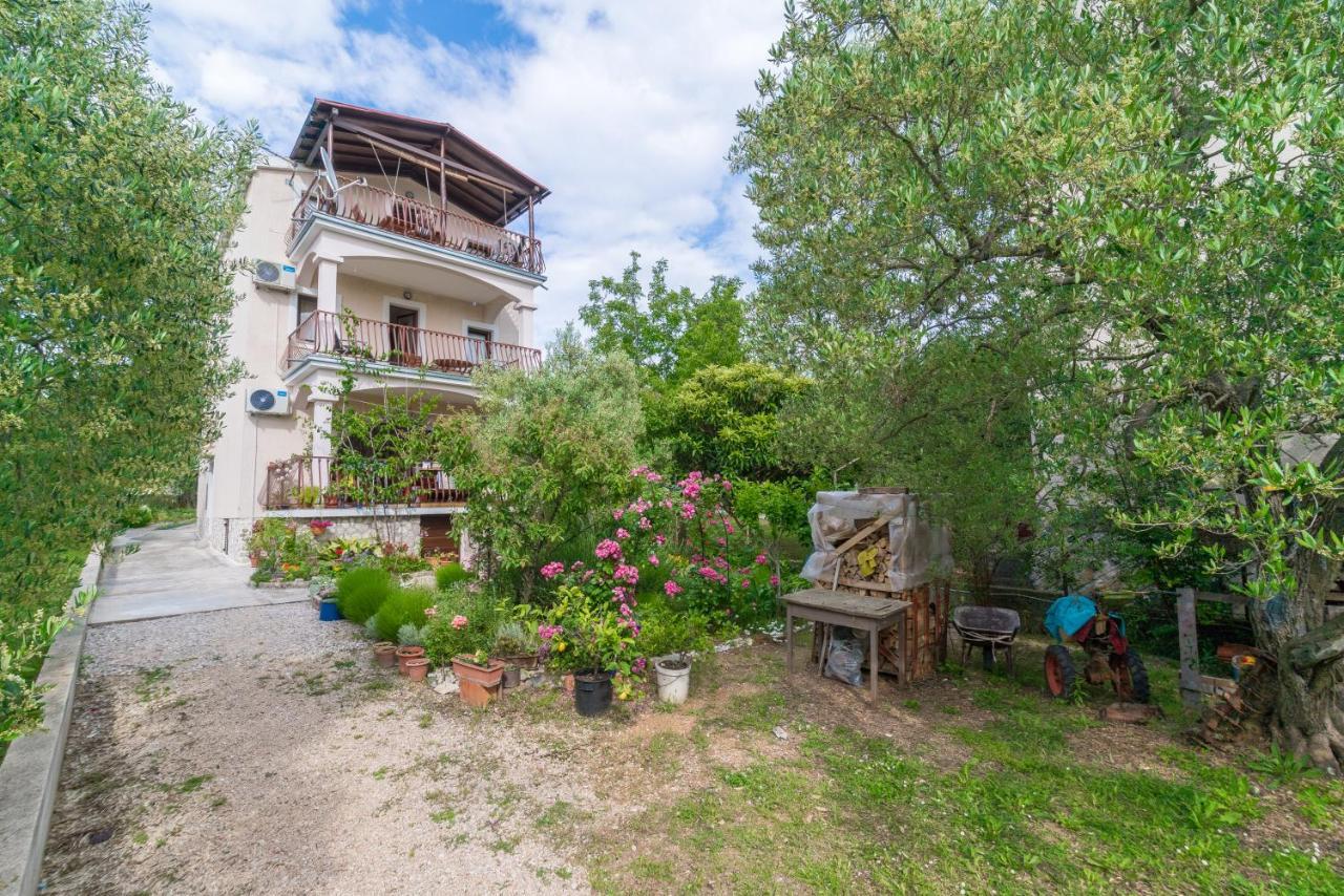 Apartments Bepina Біоград-на-Мору Екстер'єр фото