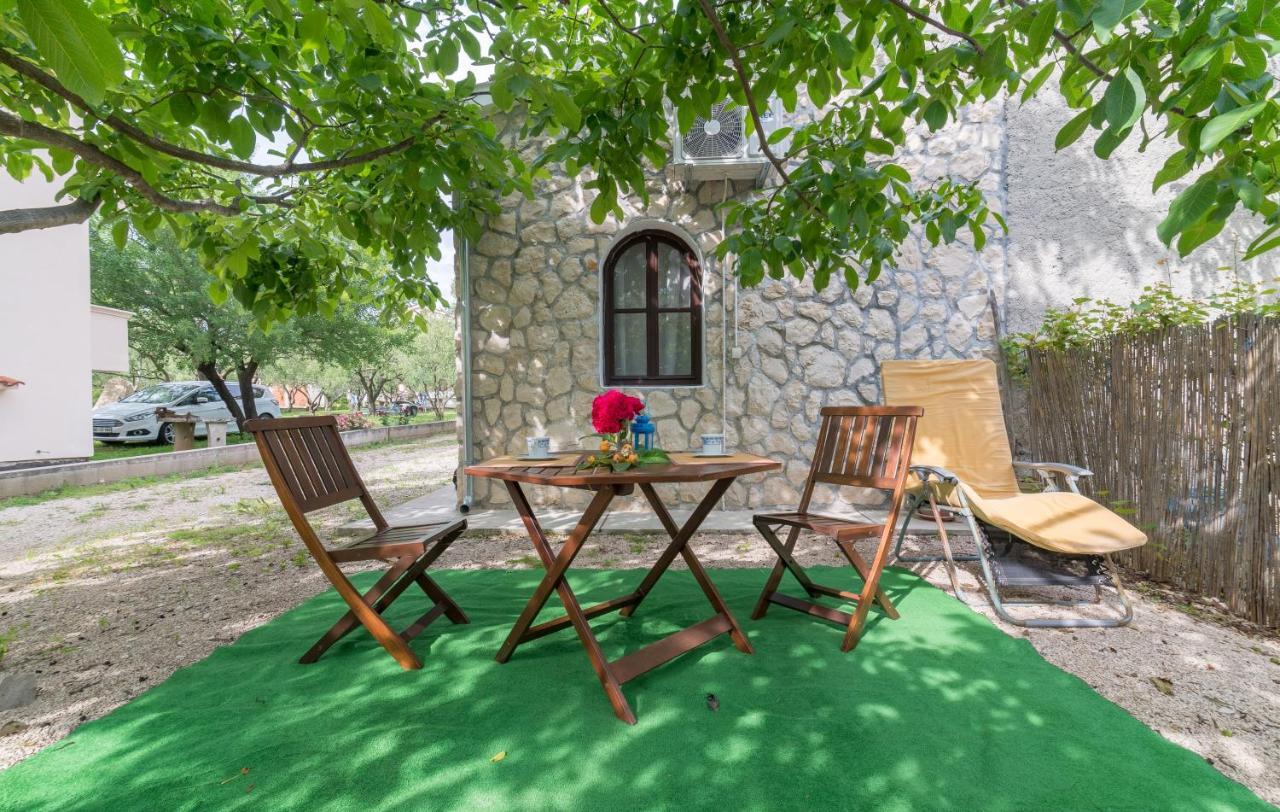 Apartments Bepina Біоград-на-Мору Екстер'єр фото