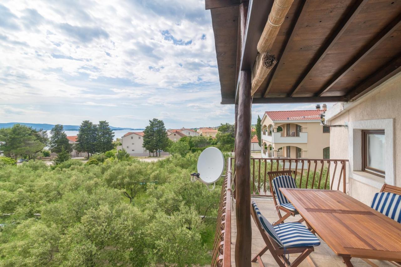 Apartments Bepina Біоград-на-Мору Екстер'єр фото